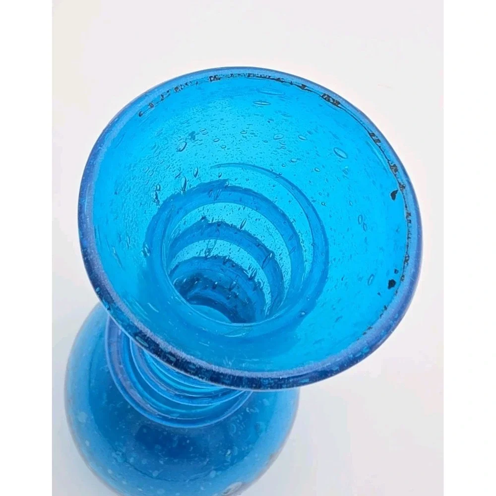 Transparent Bubbled Blue Hand Blown Art Glass Coiling Swirl 7½ Tall Vase